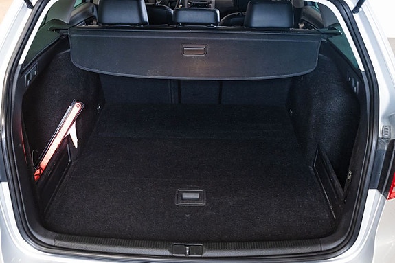 Volkswagen Passat 24 of 24