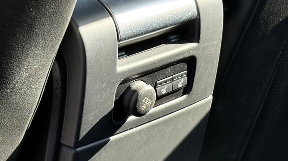 Volvo V70 24 of 27