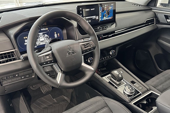 Mitsubishi Outlander 6 of 18