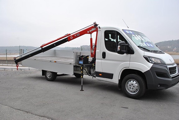 Peugeot Boxer 2 of 12