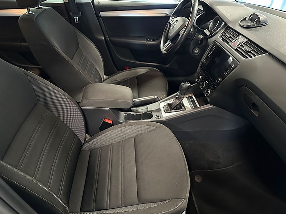 Skoda Octavia 8 of 21