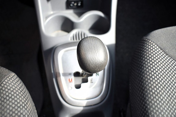 Toyota Aygo 2 of 5