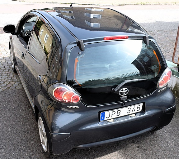 Toyota Aygo 4 of 5