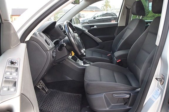 Volkswagen Tiguan 8 of 22
