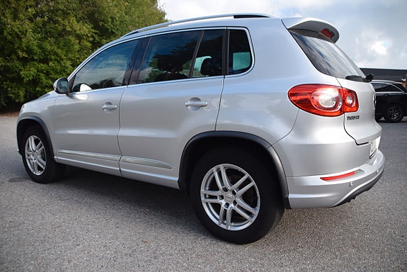 Volkswagen Tiguan 6 of 22