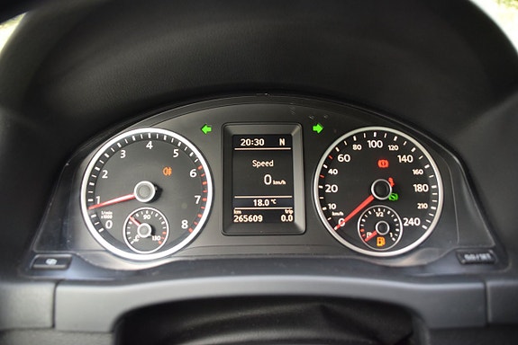Volkswagen Tiguan 15 of 22