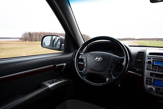 Hyundai Santa Fe 16 of 16