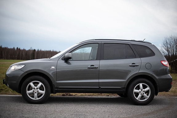 Hyundai Santa Fe 6 of 16