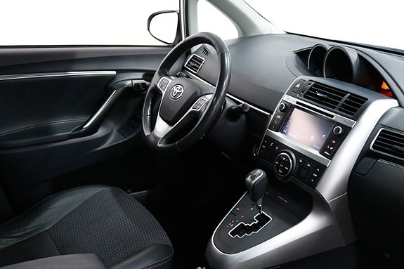 Toyota Verso 7 of 24