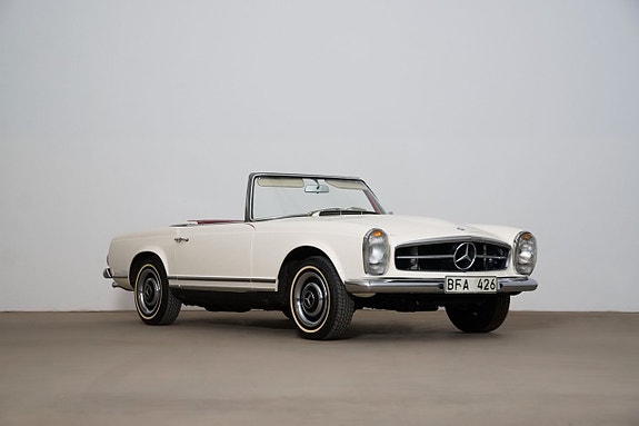Mercedes-Benz 230 SL 4 of 26