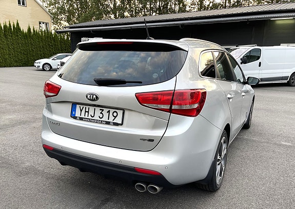 Kia Ceed 8 of 24