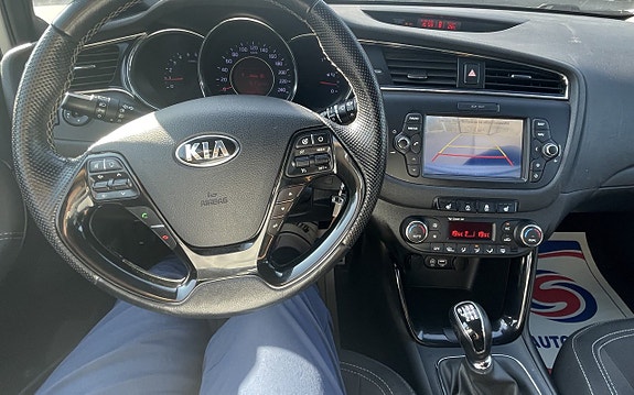 Kia Ceed 18 of 24