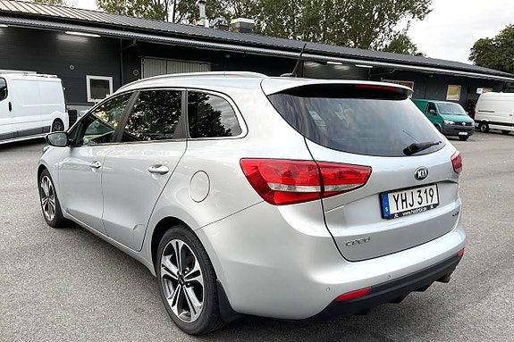 Kia Ceed 13 of 24