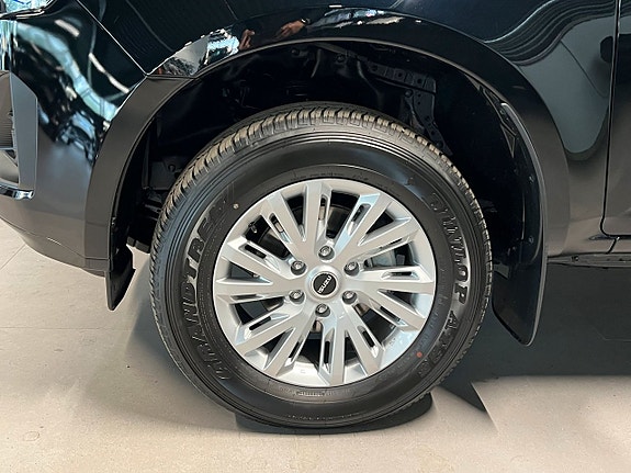 Isuzu D-max 6 of 12