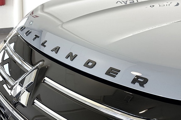 Mitsubishi Outlander 5 of 24