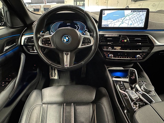 BMW 530e 11 of 27