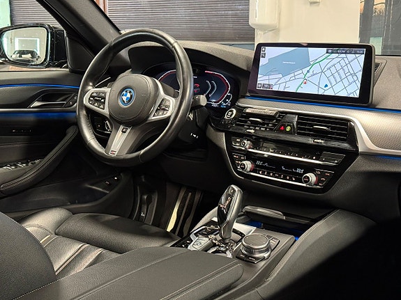 BMW 530e 15 of 27