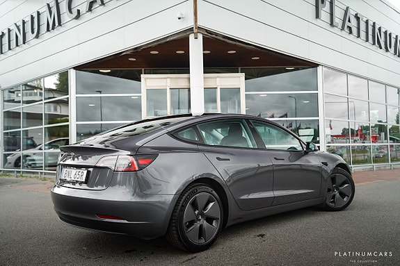 Tesla Model 3 2 of 16
