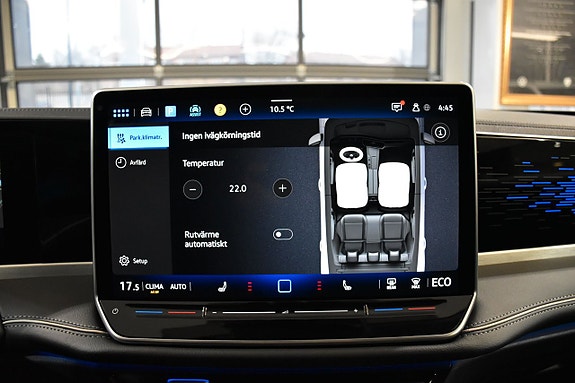 Volkswagen Passat 16 of 29