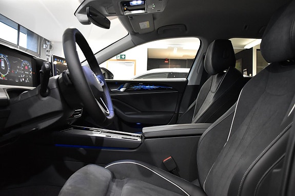 Volkswagen Passat 23 of 29