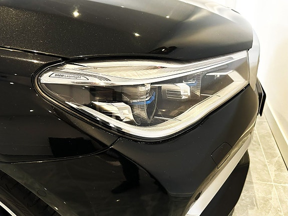 BMW 740Le 10 of 29