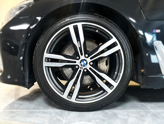 BMW 740Le 11 of 29