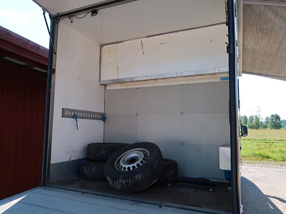 Volkswagen Crafter 11 of 30