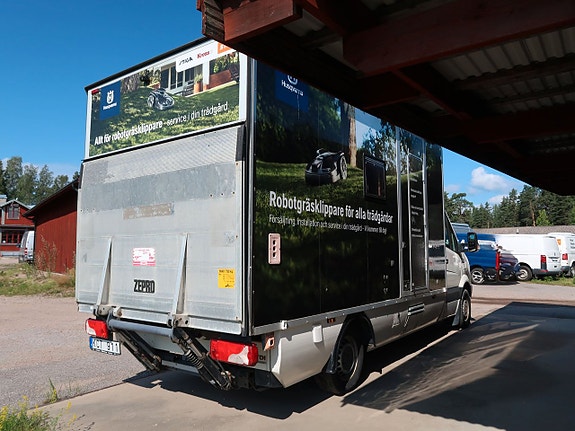 Volkswagen Crafter 4 of 5