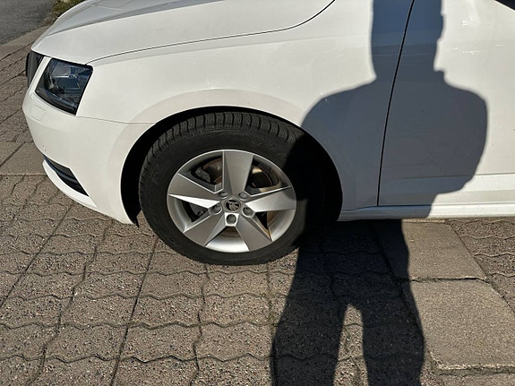 Skoda Octavia 16 of 23