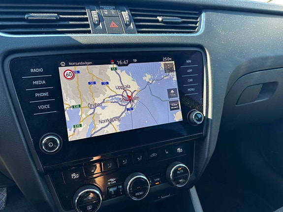 Skoda Octavia 19 of 23