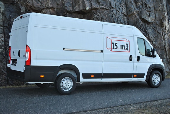 Peugeot Boxer 2 of 16