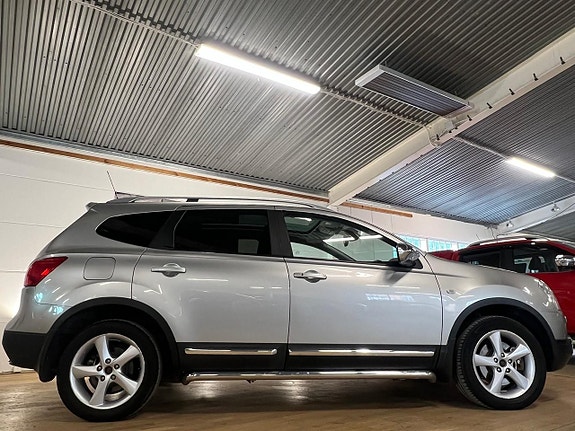 Nissan Qashqai+2 2 of 5
