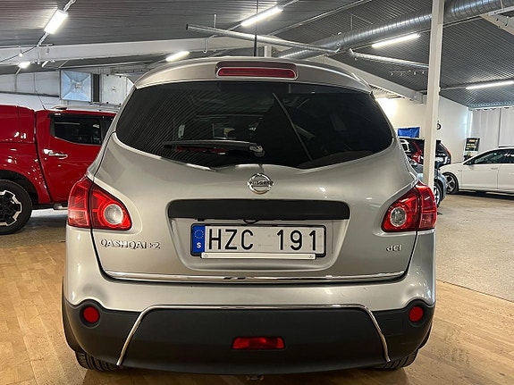 Nissan Qashqai+2 3 of 5