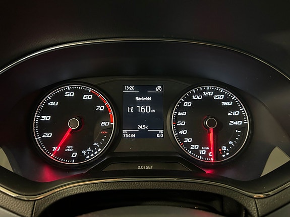 Seat Arona 10 of 10