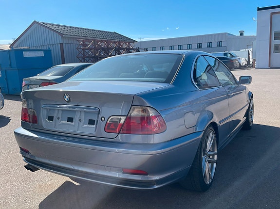 BMW 325Ci 6 of 10