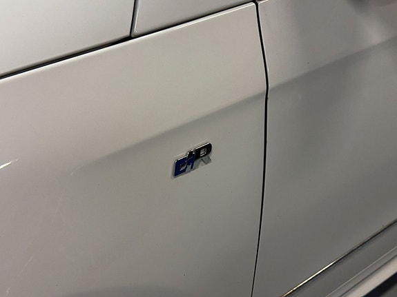 Volkswagen Passat 6 of 23