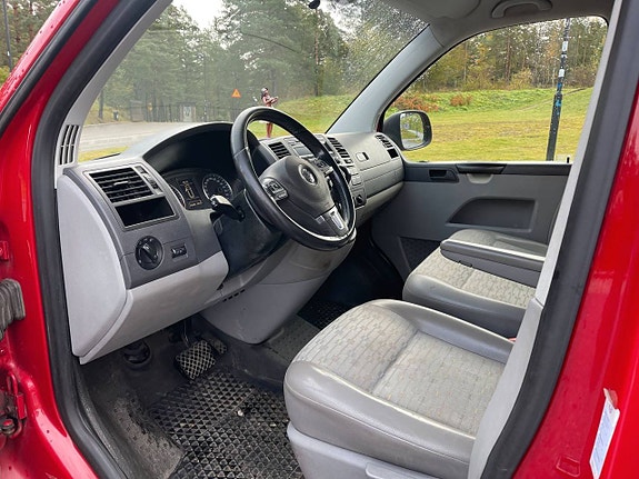 Volkswagen Transporter 7 of 8