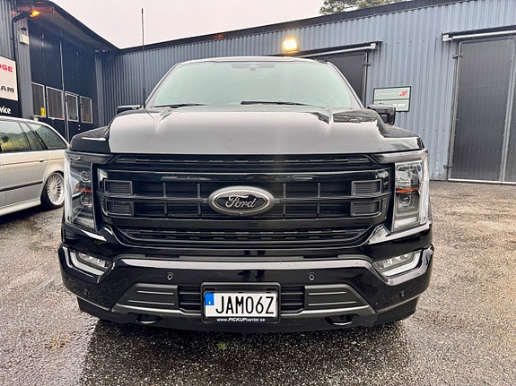 Ford F-150 8 of 14