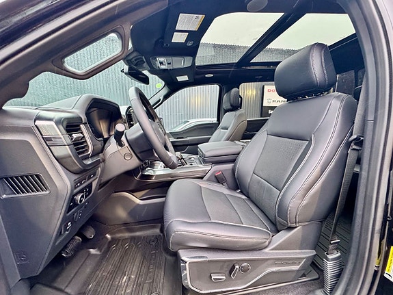 Ford F-150 10 of 14