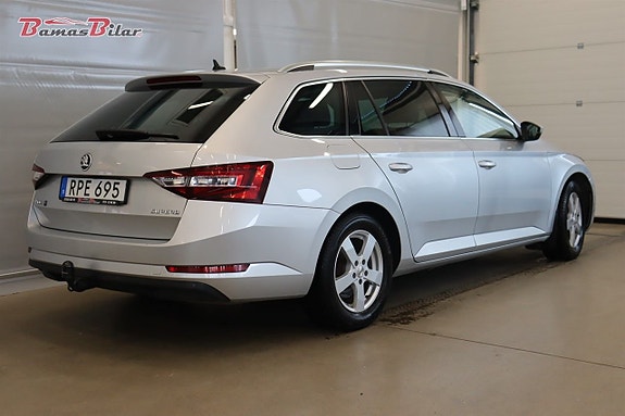 Skoda Superb 5 of 5