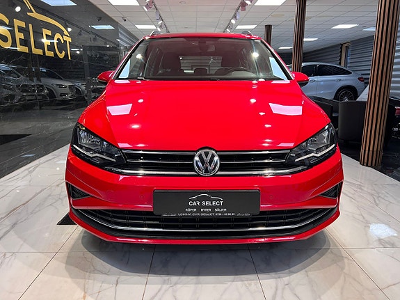 Volkswagen Golf Sportsvan 8 of 26