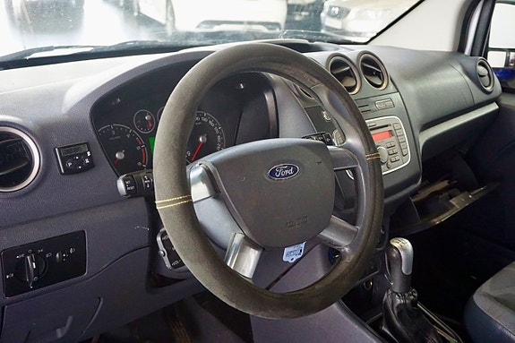 Ford Transit Connect 4 of 9