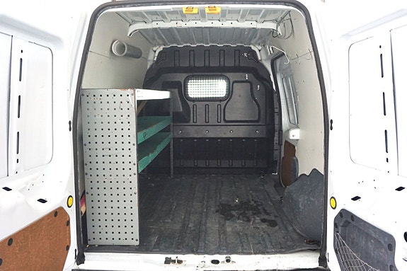 Ford Transit Connect 8 of 9