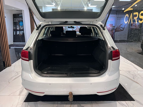 Volkswagen Passat 5 of 5
