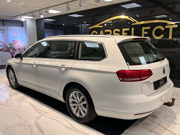Volkswagen Passat 3 of 5