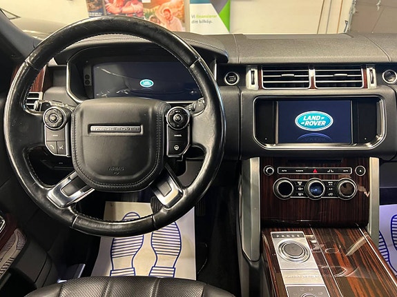Land Rover Range Rover 10 of 26