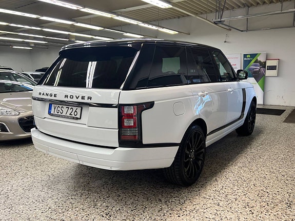 Land Rover Range Rover 5 of 5