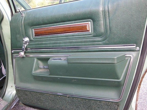 Buick Estate 8 of 26