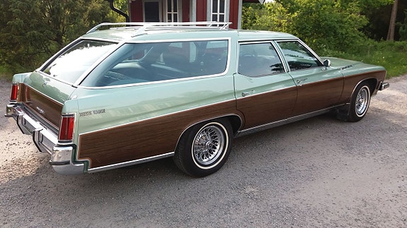 Buick Estate 2 of 26