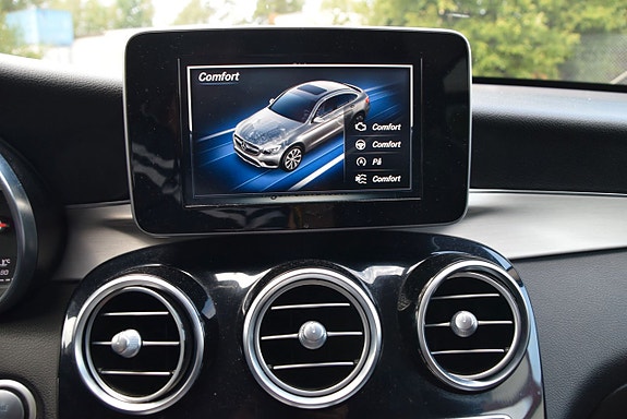 Mercedes-Benz GLC220 d 16 of 26